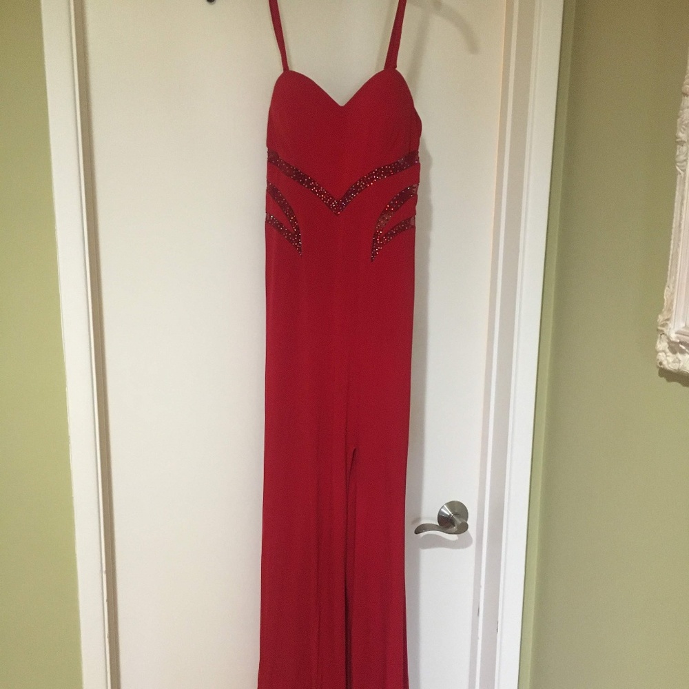 Red Evening Gown. Size 4, sequins and mesh